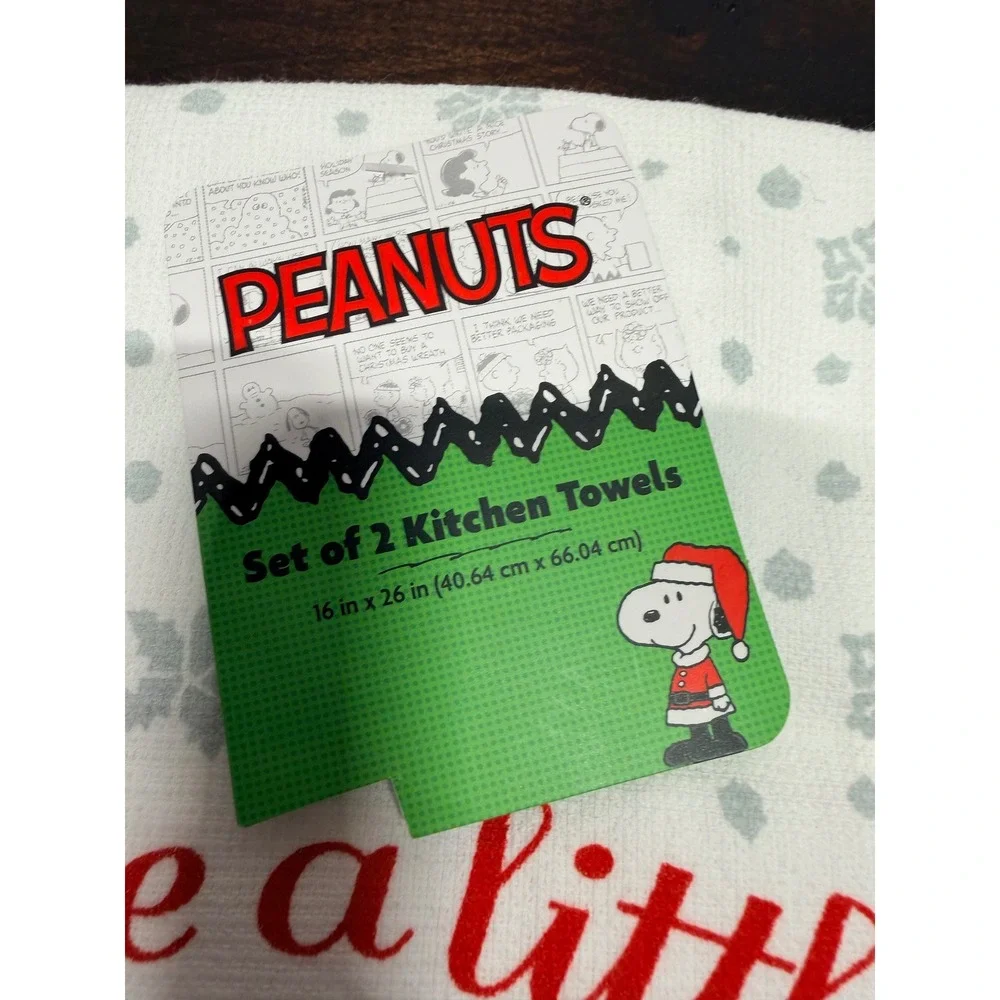 Peanuts Snoopy Christmas Kitchen Towels Give a Little Love Snowflake Gift‎